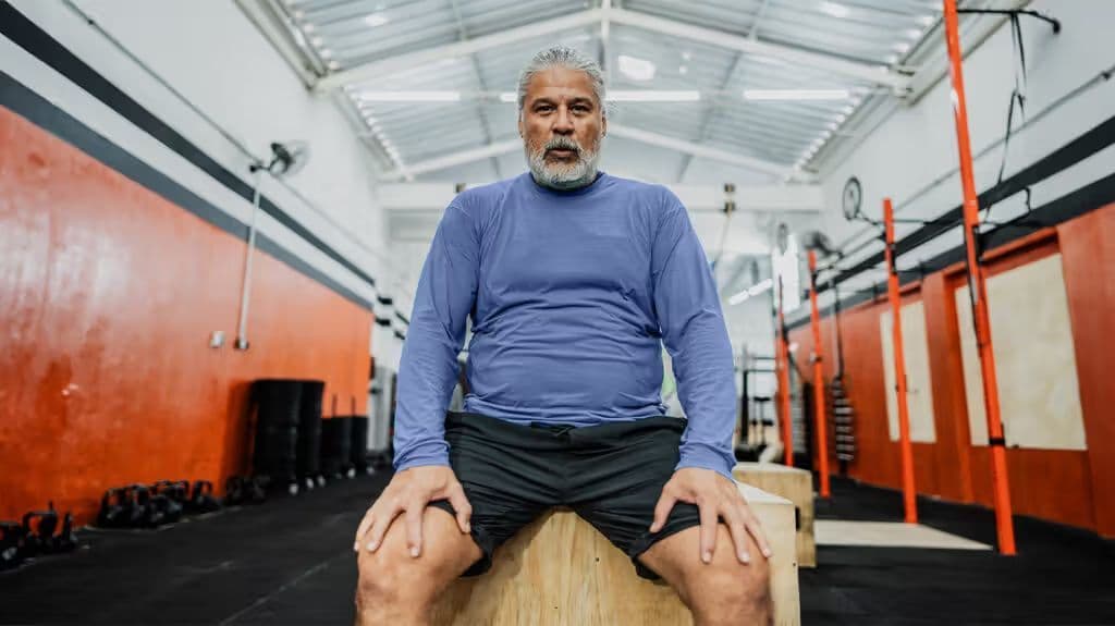 senior-man-sat-gym-1296x728-header-1024x575