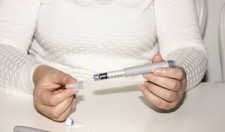 Costs, Side Effects Drive Folks to Quit New Weight-Loss Meds