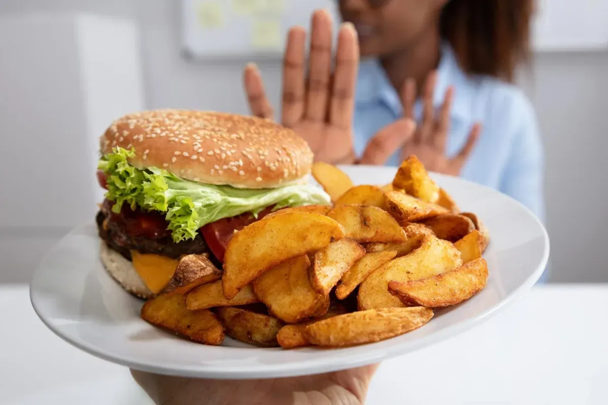Keeping the Pounds Off- New Weight-Loss Intervention Targets Instinctive Desire To Eat